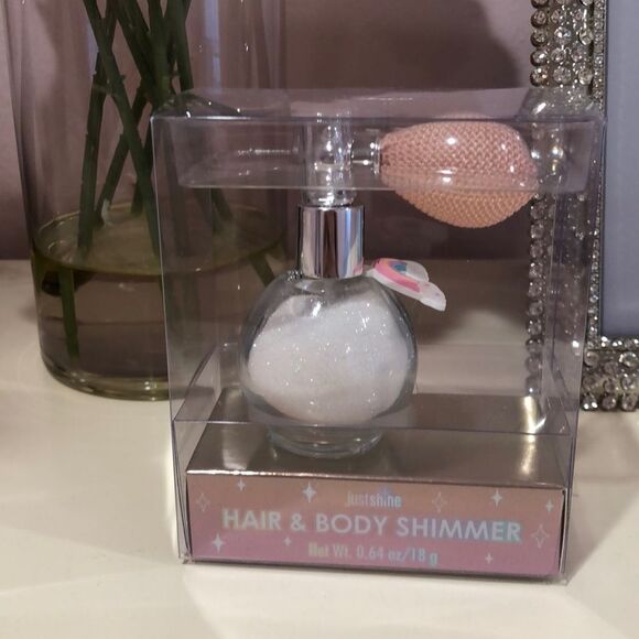 Hair and body shimmer - Picture 4 of 8